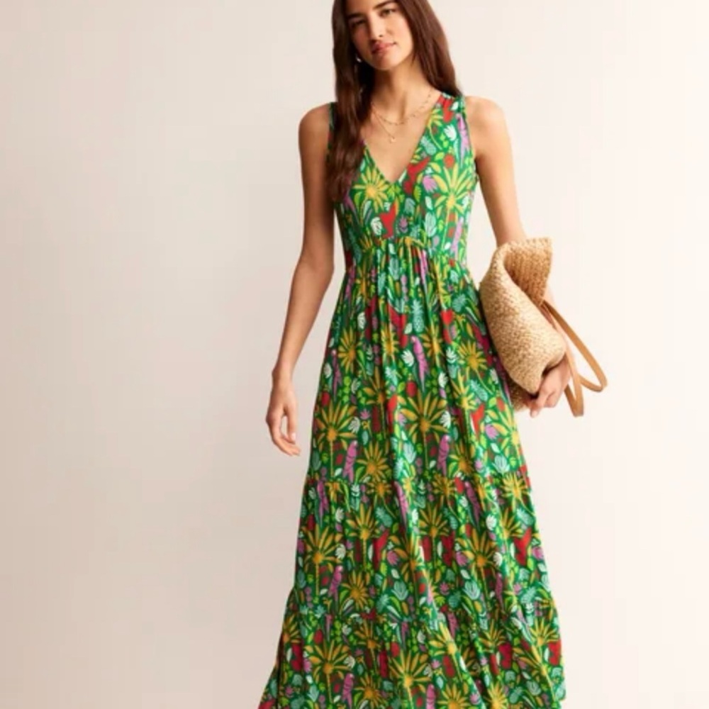 Boden Sylvia Jersey Maxi Tier Dress
Green Tropical Paradise, US12 worn twice